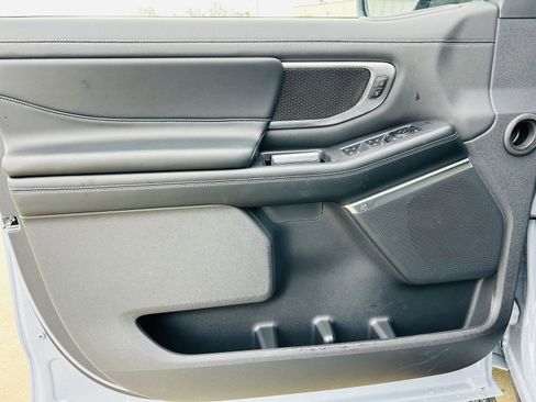 New 2025 Ford Expedition Platinum w/ Stealth Performance Package image 21