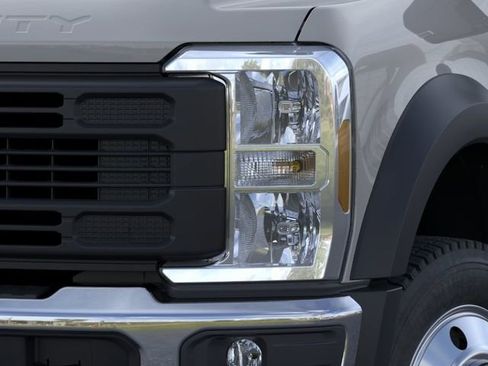 New 2026 Ford F450 XL w/ 360-Degree Camera Package AWD/4WD image 18
