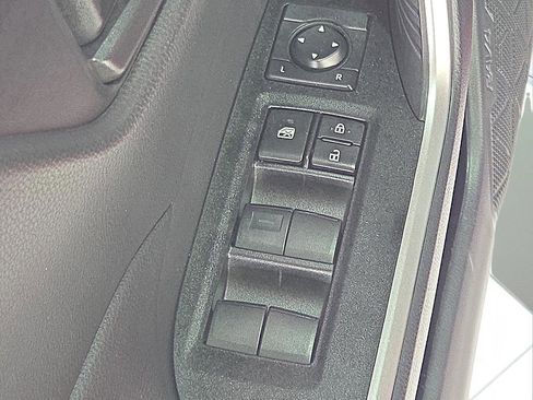 Certified 2025 Toyota RAV4 LE image 18