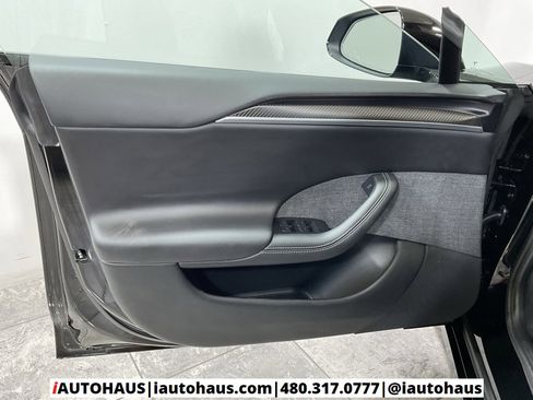 Used 2025 Tesla Model S Plaid image 43