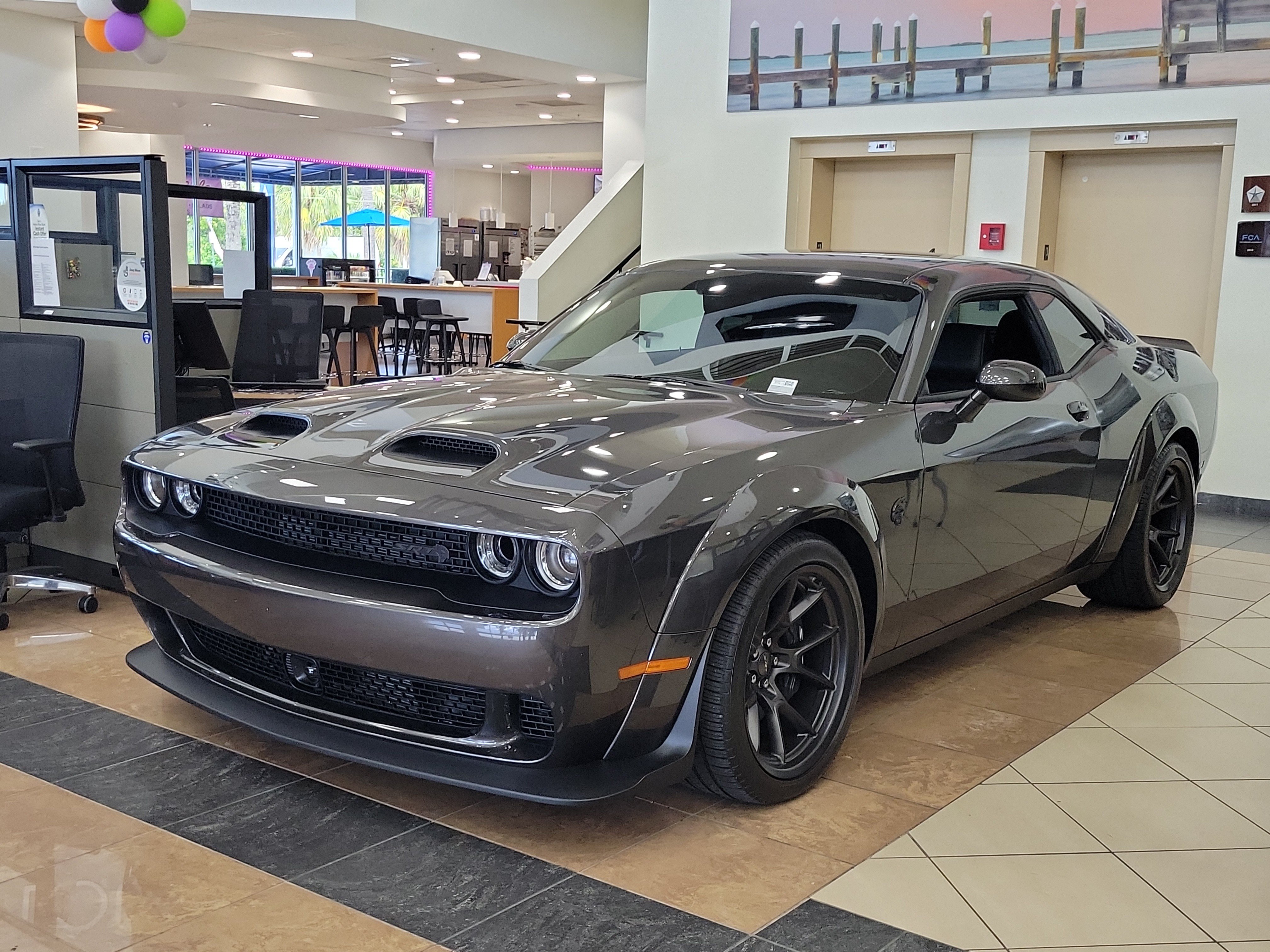 Used 2023 Dodge Challenger SRT Hellcat RWD image 4
