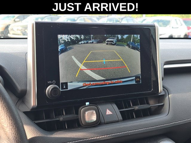 Used 2024 Toyota RAV4 LE FWD image 19