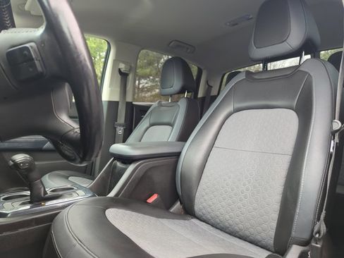 Used 2016 Chevrolet Colorado Z71 image 19