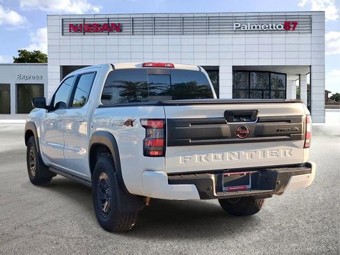 Certified 2025 Nissan Frontier PRO-4X image 4