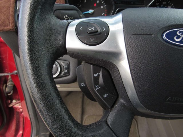 Used 2014 Ford Escape Titanium AWD/4WD image 25