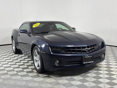 Used 2011 Chevrolet Camaro LT w/ RS Package RWD image 3