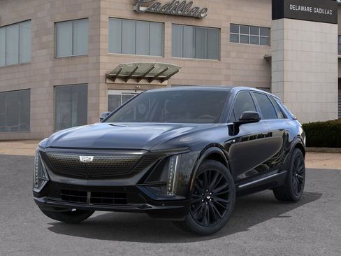 New 2026 Cadillac Lyriq Premium Sport image 6