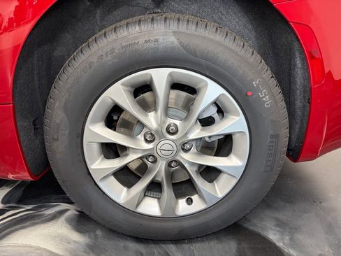 New 2026 Chrysler Pacifica Select AWD/4WD image 23