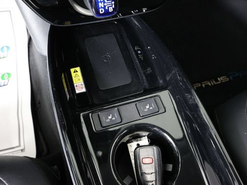Used 2021 Toyota Prius Prime XLE w/ Carpet Mat Package (TMS) FWD image 39
