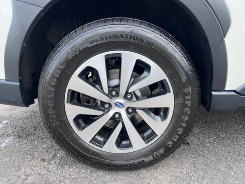 Used 2023 Subaru Outback Premium AWD/4WD image 21