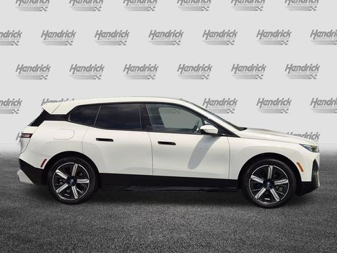 Used 2024 BMW iX xDrive50 w/ Premium Package AWD/4WD image 11