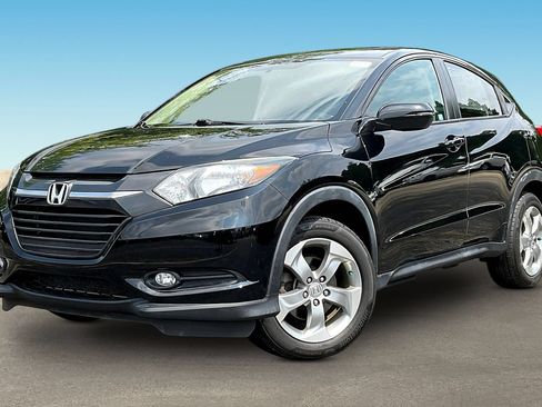 Used 2016 Honda HR-V EX image 3