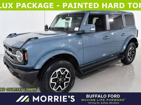 New 2025 Ford Bronco Outer Banks AWD/4WD image 1