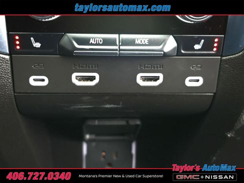 Used 2023 GMC Yukon Denali Ultimate image 39