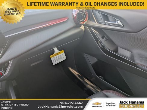 New 2026 Chevrolet Equinox RS w/ Convenience Package III AWD/4WD image 17