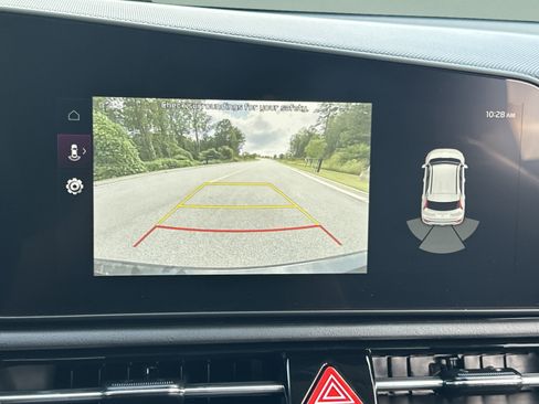 Certified 2025 Kia Niro EX FWD image 8