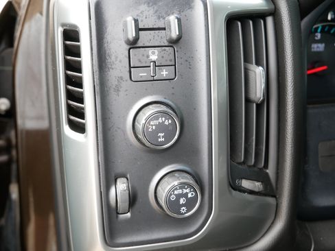 Certified 2018 Chevrolet Silverado 1500 LT w/ All Star Edition AWD/4WD image 14