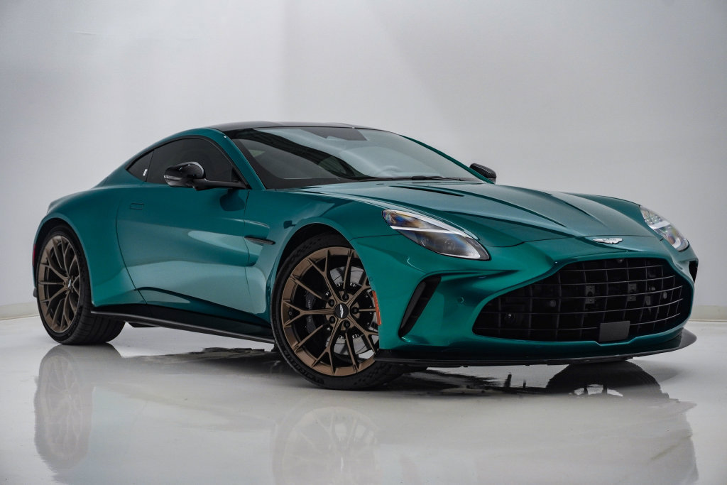 Used 2025 Aston Martin V8 Vantage Coupe RWD image 1