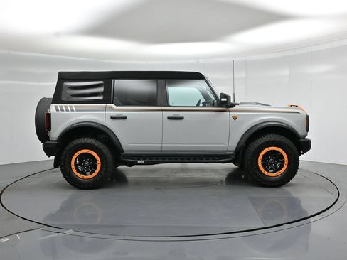 Used 2023 Ford Bronco Badlands w/ Sasquatch Package AWD/4WD image 25