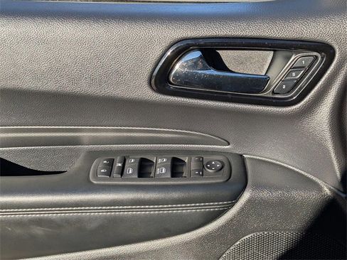 Used 2022 Dodge Durango GT image 22