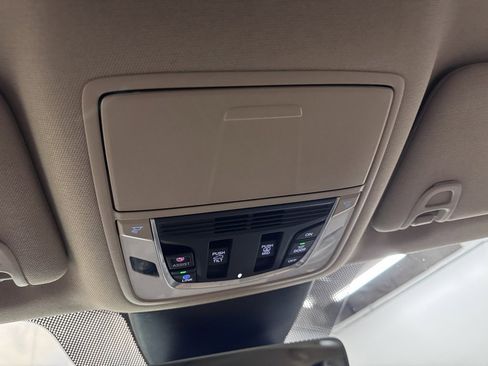 Used 2023 Acura MDX SH-AWD w/ Advance Package image 34