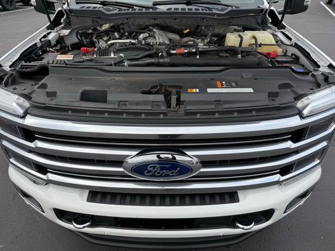 Used 2024 Ford F350 Limited image 42