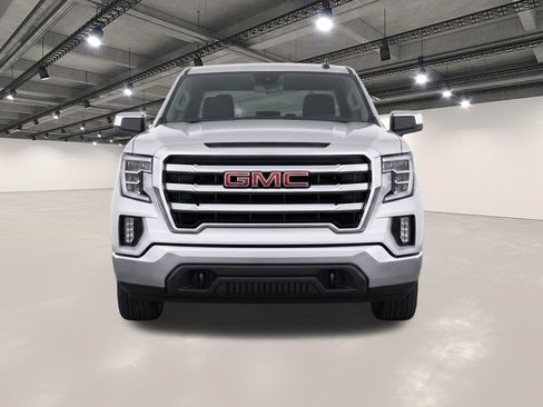 Used 2020 GMC Sierra 1500 SLE w/ SLE Value Package AWD/4WD image 2
