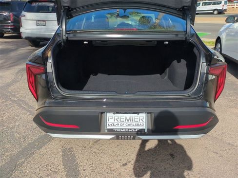 Certified 2025 Kia K4 EX image 24