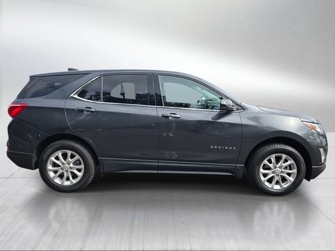Used 2020 Chevrolet Equinox LT w/ Driver Convenience Package AWD/4WD image 2