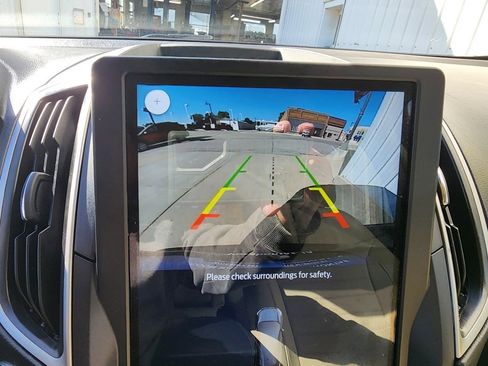 Used 2022 Ford Edge SE w/ Black Appearance Package image 22