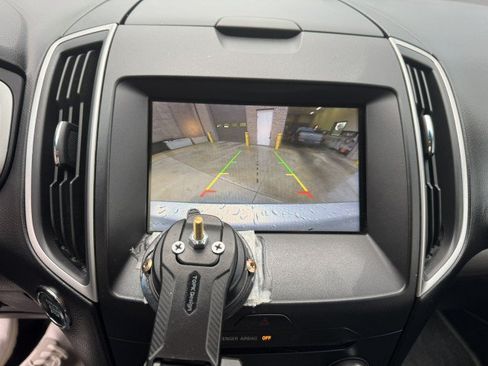 Used 2015 Ford Edge SEL w/ Equipment Group 201A AWD/4WD image 14