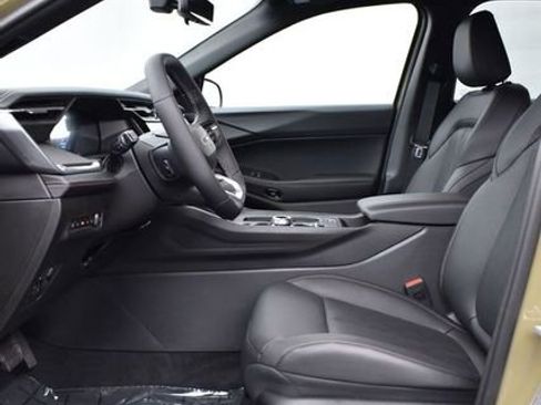 New 2026 Jeep Cherokee Overland w/ Trailer Tow Group AWD/4WD image 9