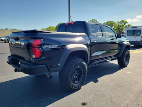 Certified 2024 Chevrolet Colorado ZR2 w/ ZR2 Bison Edition AWD/4WD image 4