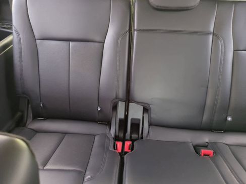 Used 2024 Ford Expedition XLT image 23