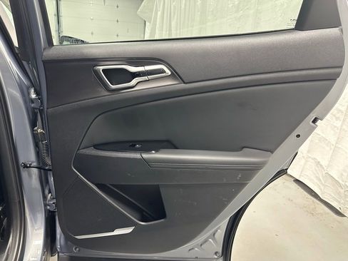 Used 2023 Kia Sportage EX FWD image 46