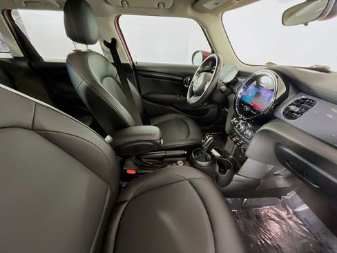 Used 2022 MINI Cooper 4-Door Hardtop image 26