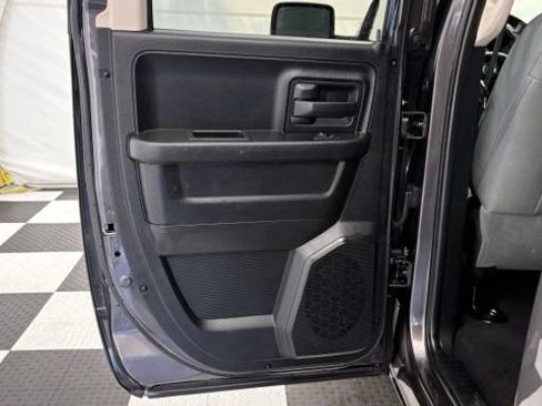 Used 2017 RAM 1500 ST w/ SXT Appearance Group AWD/4WD image 17