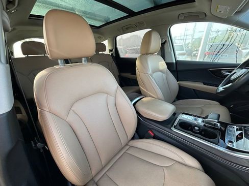 Used 2025 Audi Q7 3.0T Prestige image 53