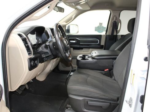 Used 2022 RAM 3500 Big Horn image 23