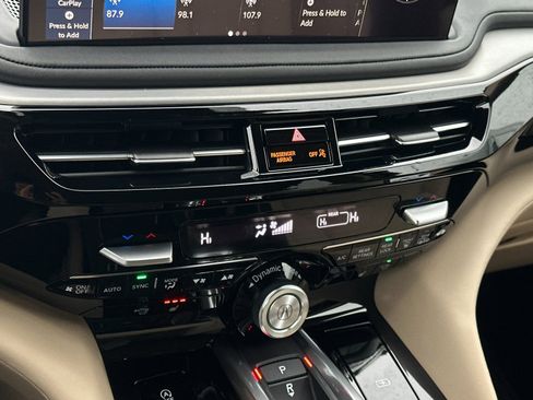 Used 2025 Acura MDX w/ Technology Package image 20