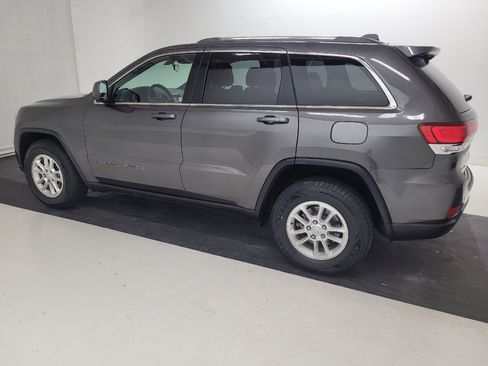 Used 2020 Jeep Grand Cherokee Laredo w/ Security & Convenience Group AWD/4WD image 3