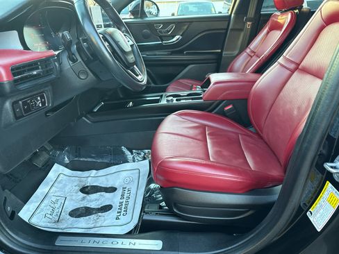 Used 2023 Lincoln Corsair Reserve w/ Equipment Group 201A image 11