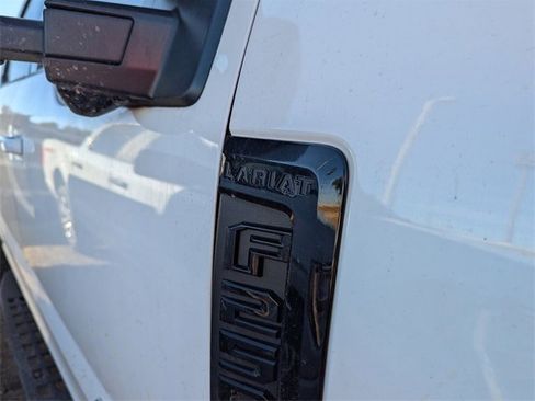 Used 2022 Ford F250 Lariat w/ Tremor Off-Road Package image 4