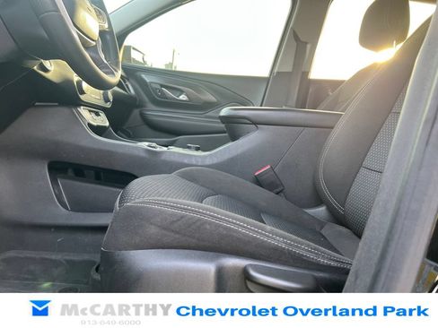 Used 2022 GMC Terrain SLE AWD/4WD image 7