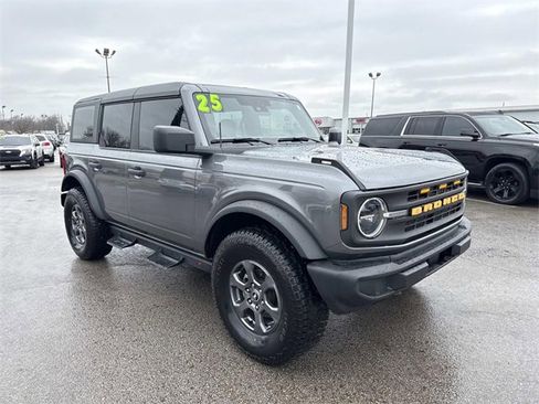 Used 2025 Ford Bronco 4-Door image 1