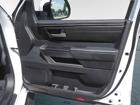 Used 2025 Toyota Sequoia SR5 image 32