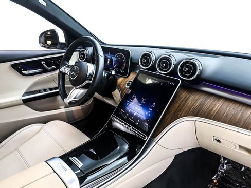 Used 2024 Mercedes-Benz C 300 Sedan image 17