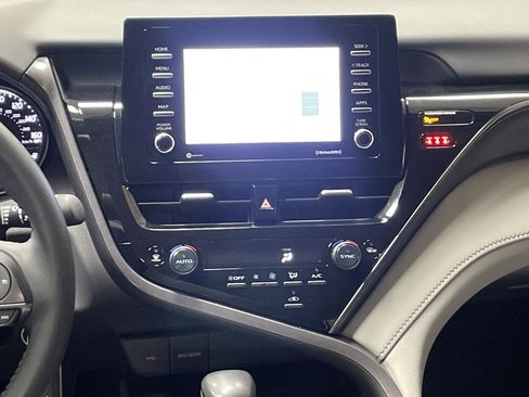 Used 2023 Toyota Camry SE FWD image 31