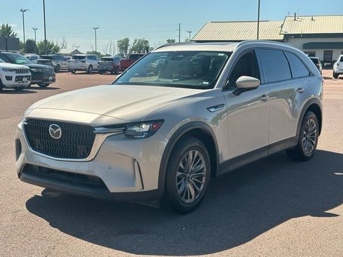 Used 2025 MAZDA CX-90 3.3 Turbo w/ Preferred Package AWD/4WD image 4
