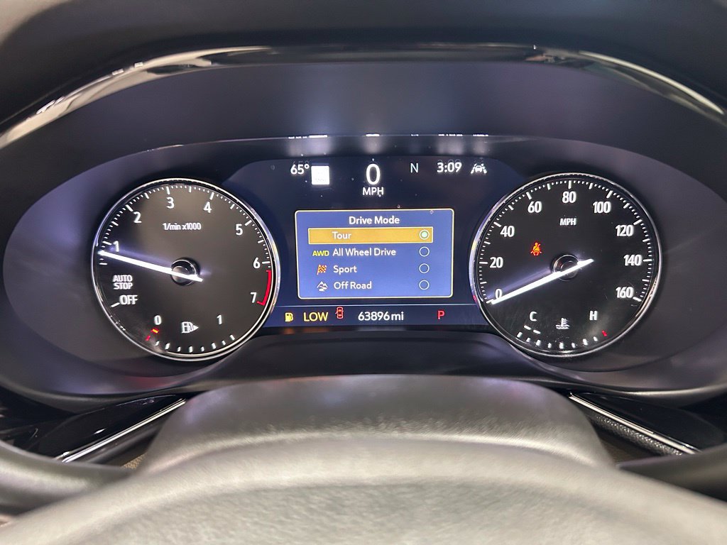 Used 2021 Buick Envision Avenir AWD/4WD image 21